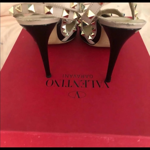 Valentino rockstud pumps! - Picture 6 of 6